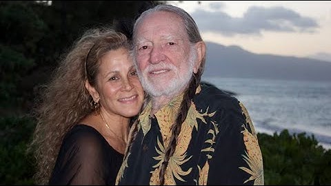 Lukas nelson wife photo