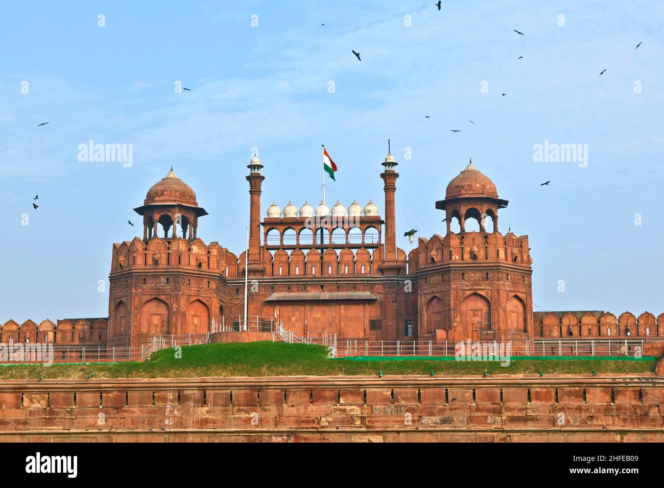 Who built red fort