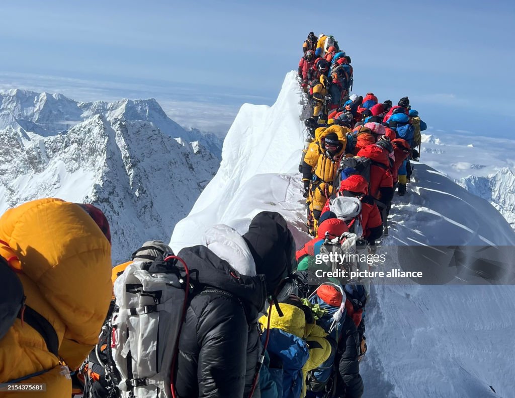 Guides on everest