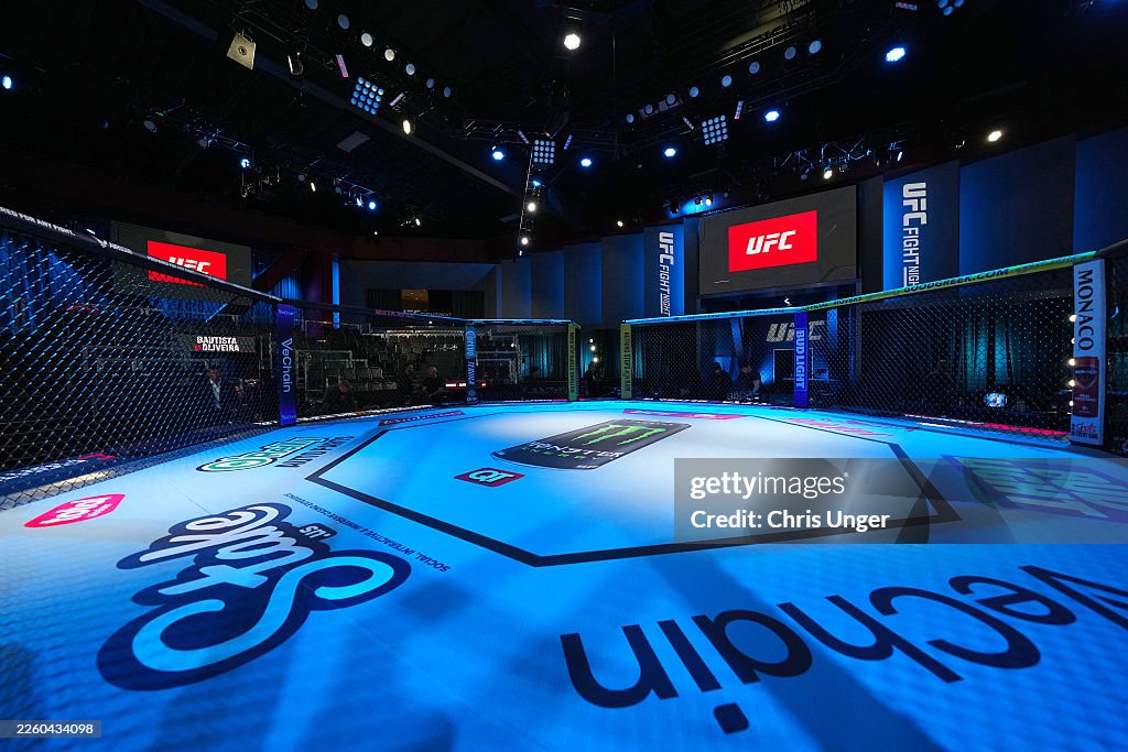Detail a typical ufc fight night event structure