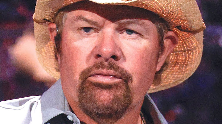 Is toby keith's twin brother still alive